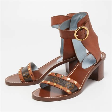 louis vuitton passenger sandal